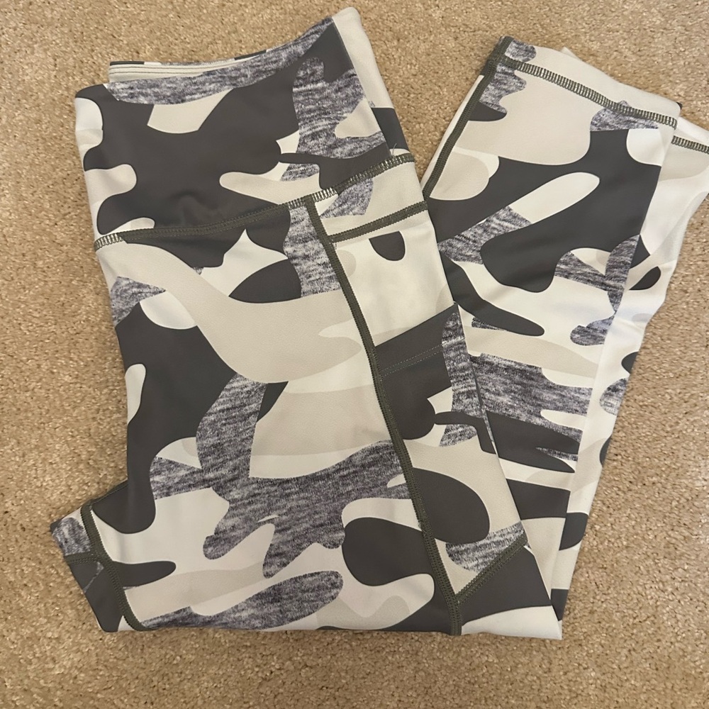 ZYIA Black and Gray Cargo Pants